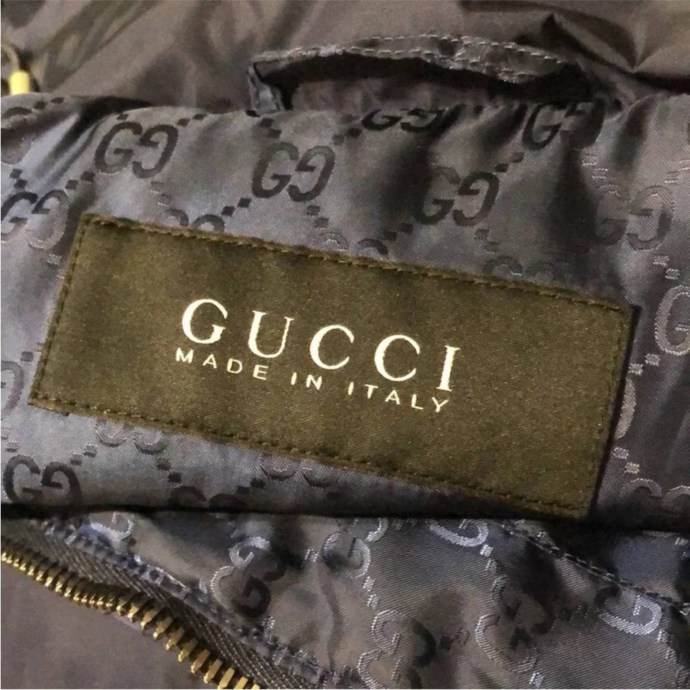 Gucci Navy blue Quilted Vest jacket made Italia